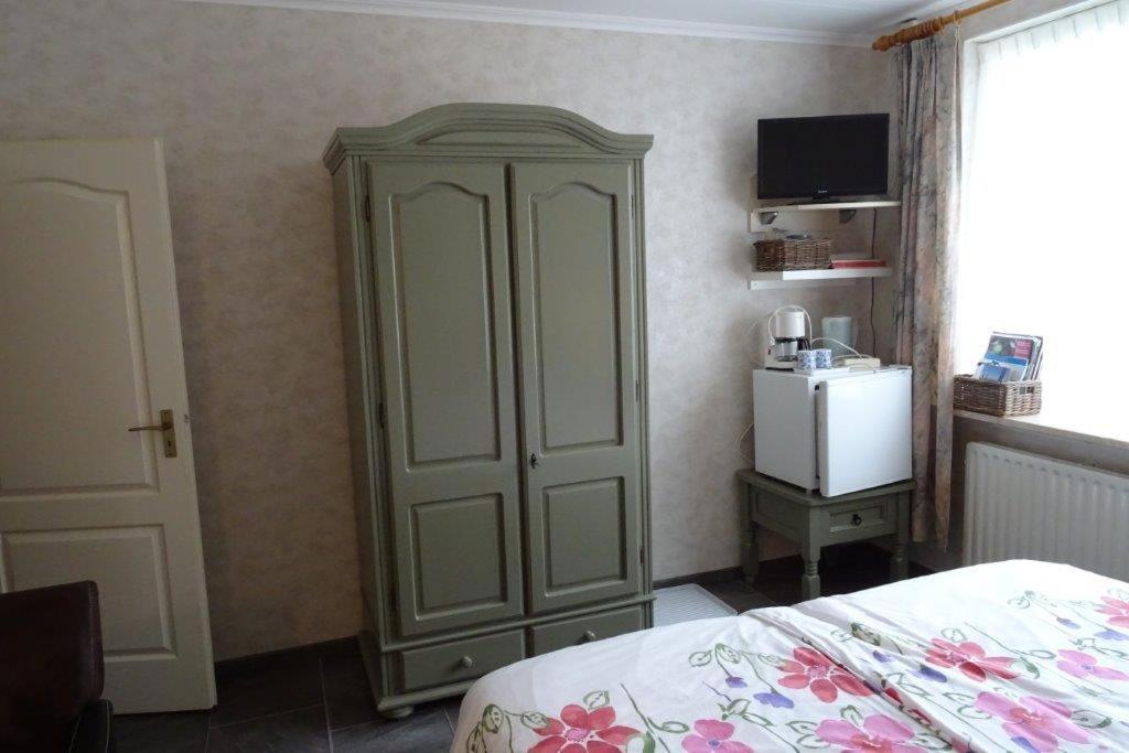 Wondergem Bed and Breakfast Oostkapelle Buitenkant foto