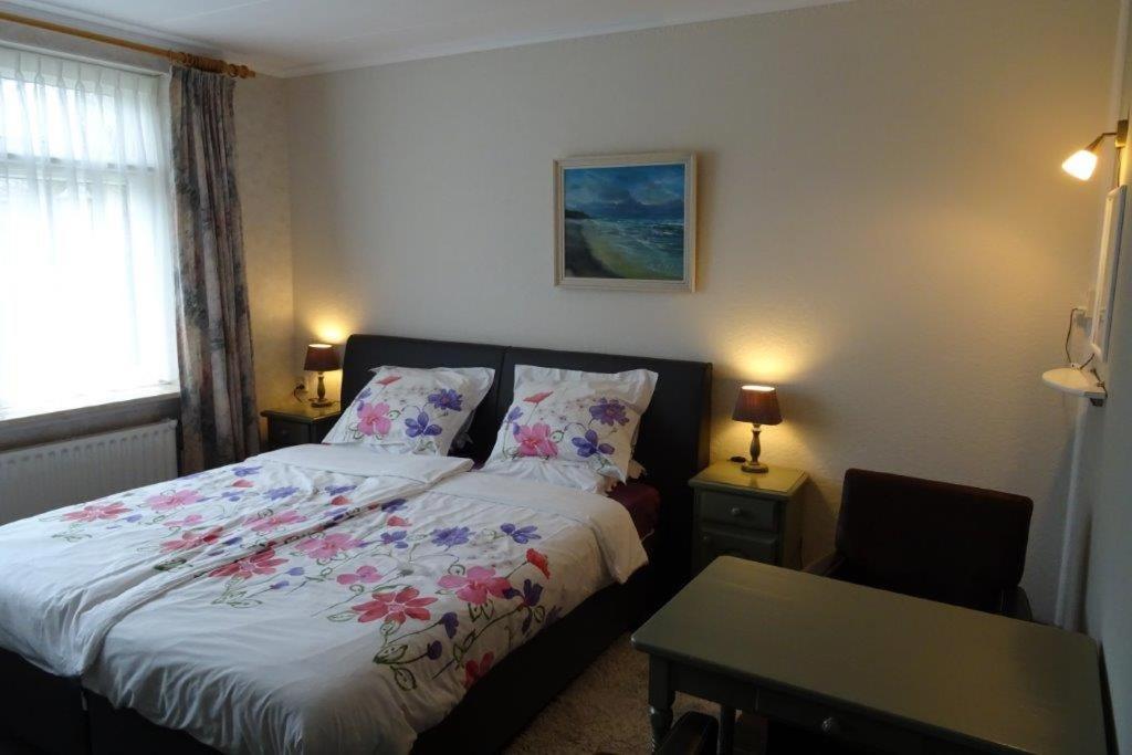 Wondergem Bed and Breakfast Oostkapelle Buitenkant foto